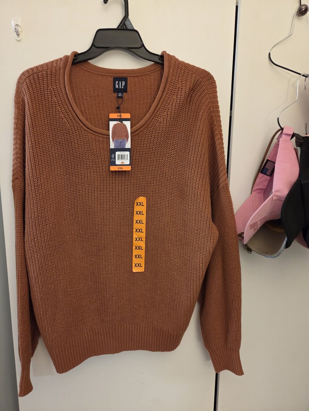 GAP Women's Scoopneck Sweater in Rust